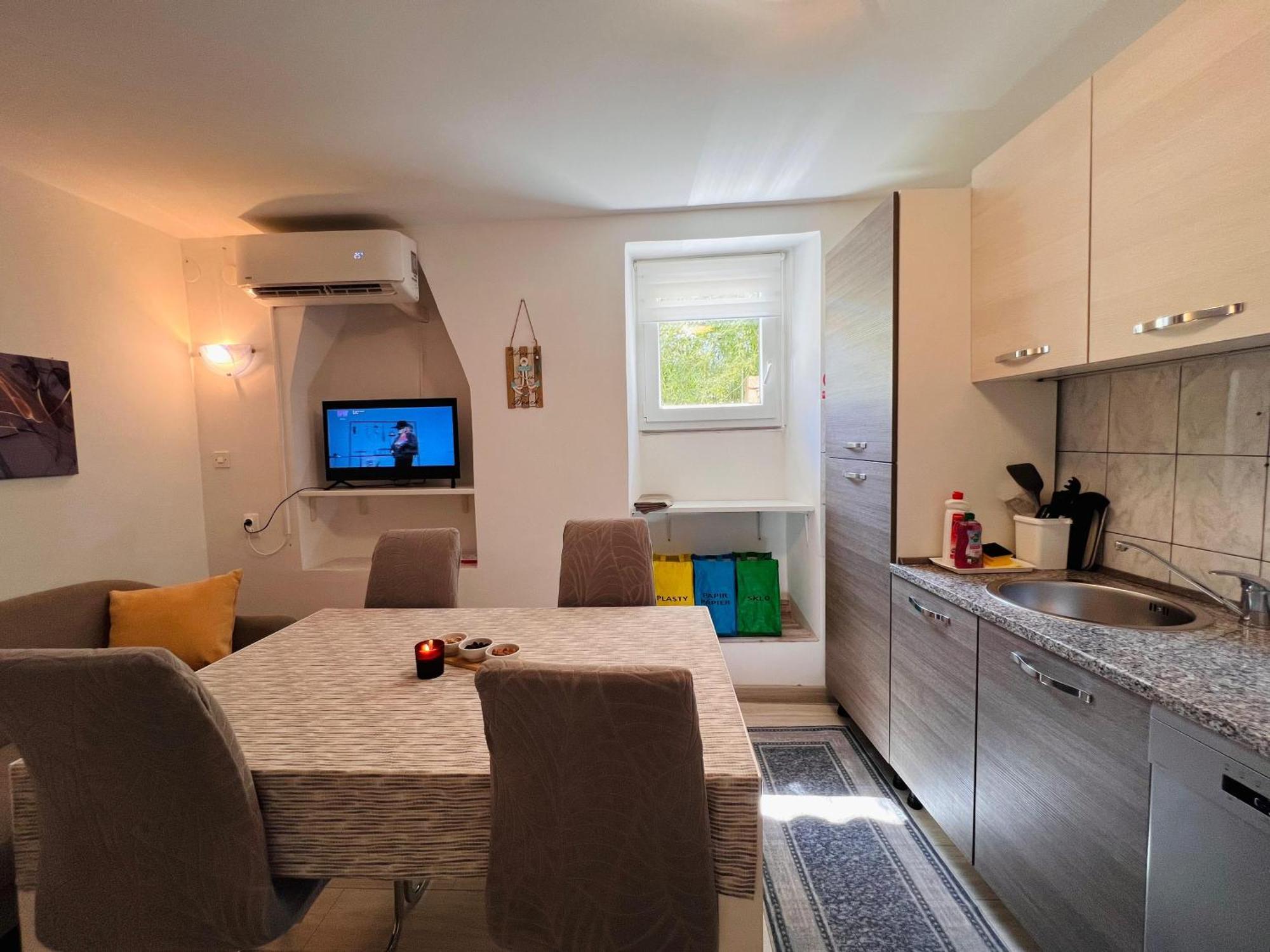 Apartman Gabriela Mali Lošinj Buitenkant foto