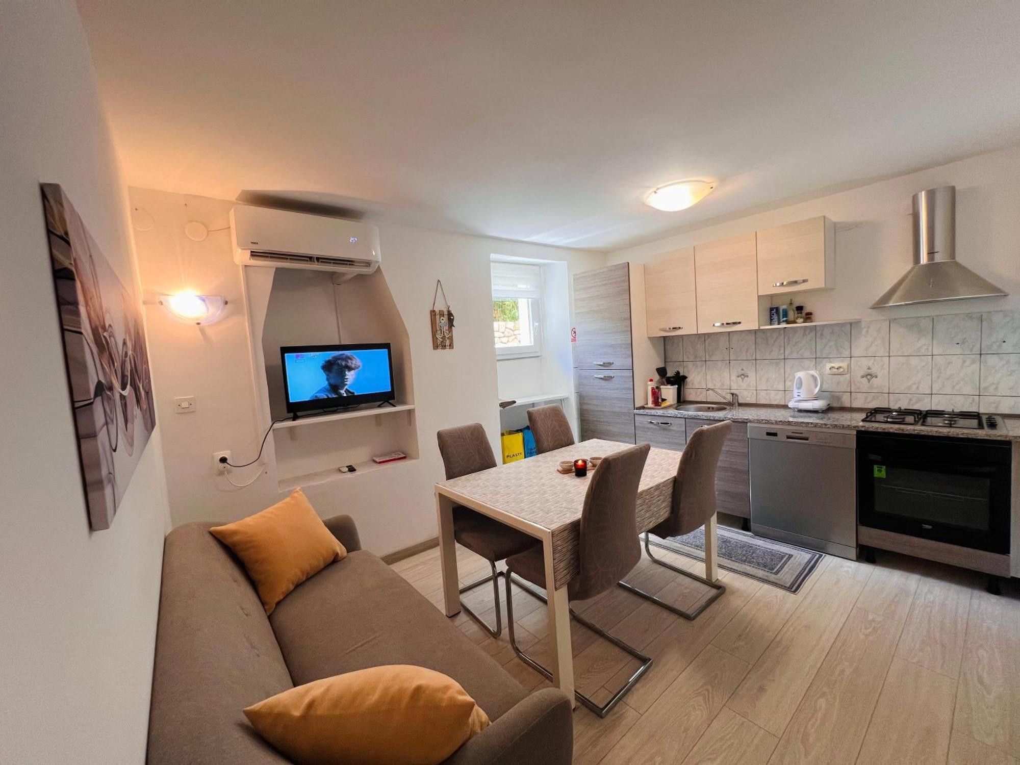 Apartman Gabriela Mali Lošinj Buitenkant foto